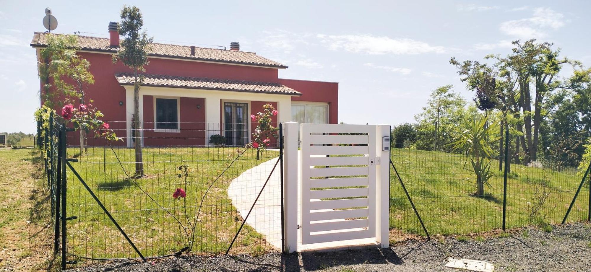 Villetta Fedora Immersa Nel Verde Cecina  Exteriér fotografie
